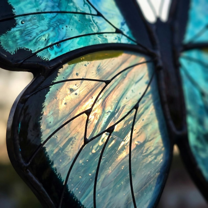 Grün gebänderter Urania-Suncatcher aus Buntglas, handgefertigt, Tiffany-Kupferfolie, Fenster-Deko